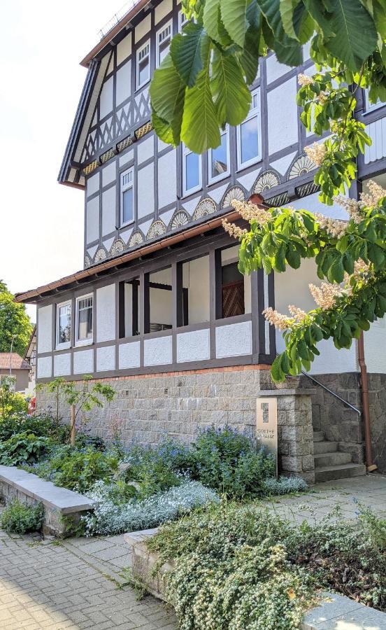 Goethes Liebste Betten - Stilvolle Ferienwohnungen Im Historischen Fachwerkhaus In แวร์นิกโกโรเดอ ภายนอก รูปภาพ